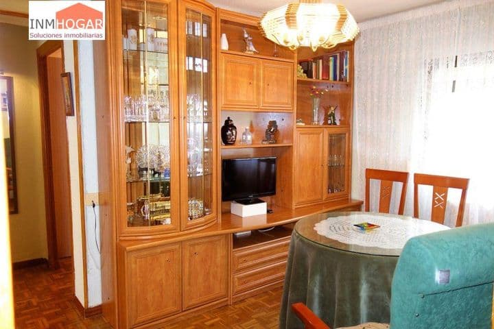 3 bedrooms apartment for rent in Avila, Spain