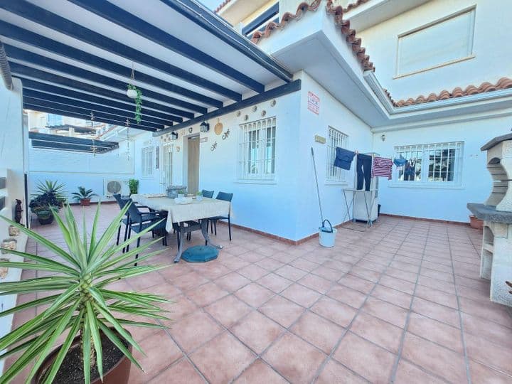 2 bedrooms apartment for sale in Manilva, Spain - Image 3