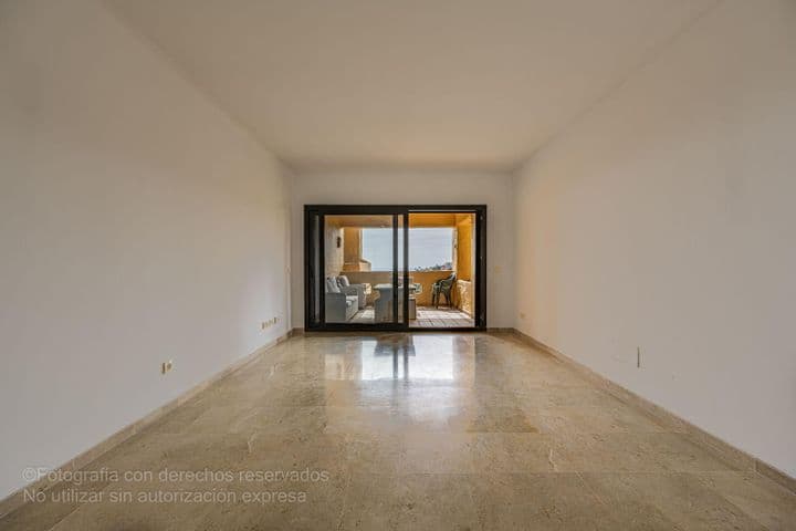2 bedrooms apartment for sale in Manilva, Spain - Image 3