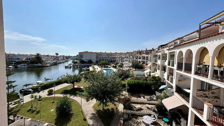 1 bedroom apartment for sale in Empuriabrava, Spain - Image 8