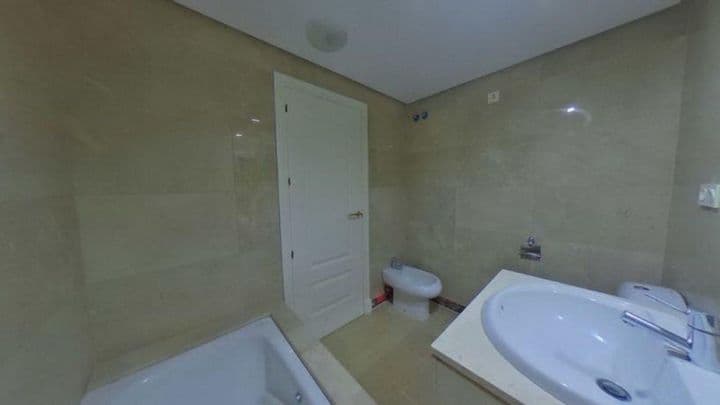 2 bedrooms apartment for sale in La Duquesa, Spain - Image 8