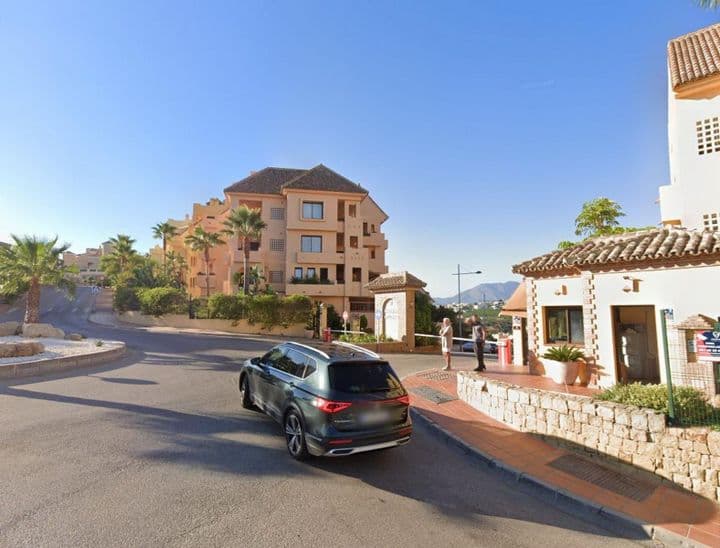 2 bedrooms apartment for sale in La Duquesa, Spain - Image 3