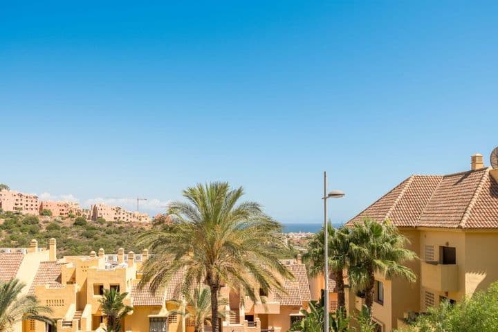 2 bedrooms apartment for sale in La Duquesa, Spain - Image 2