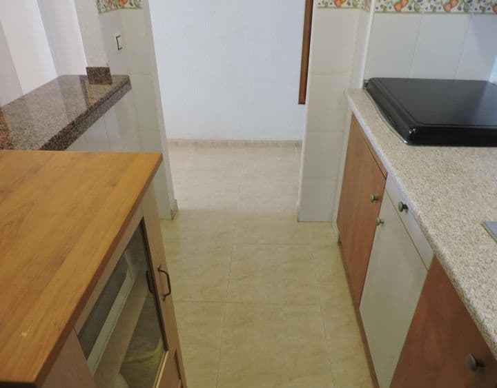 1 bedroom house for rent in Centro, Spain - Image 8