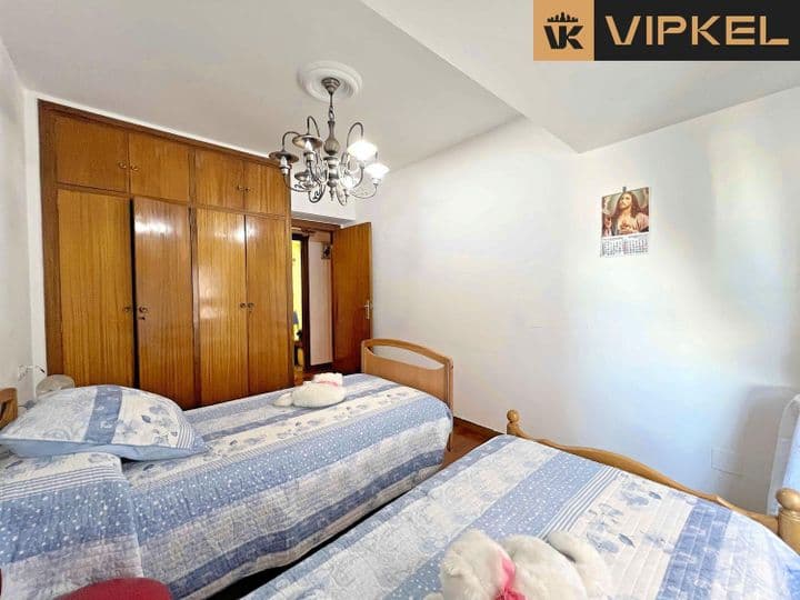 4 bedrooms apartment for sale in Corunna, Spain - Image 10