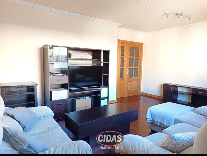 3 bedrooms apartment for rent in Oviedo, Spain - Image 6