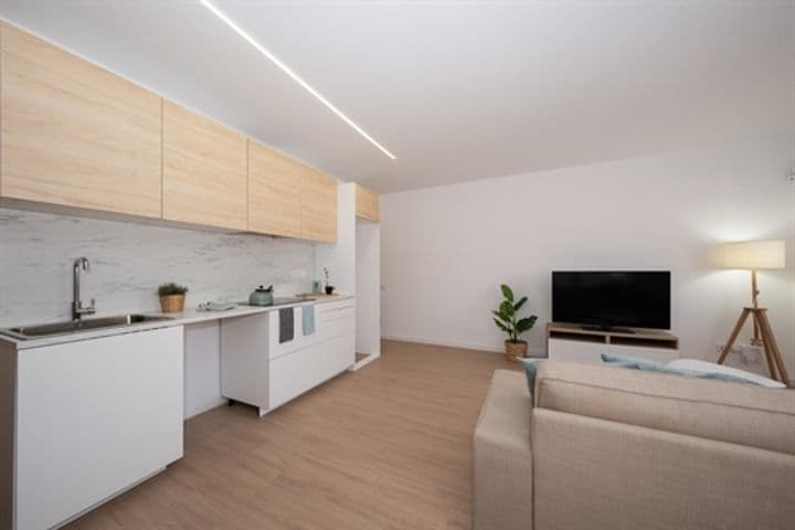 4 bedrooms apartment for sale in Barcelona, Spain - Image 3