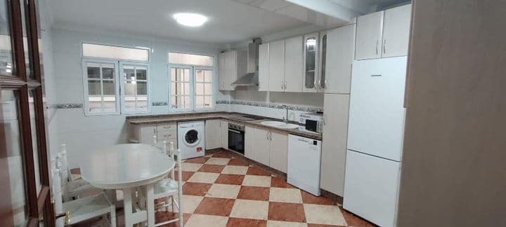 3 bedrooms apartment for rent in Malaga, Spain