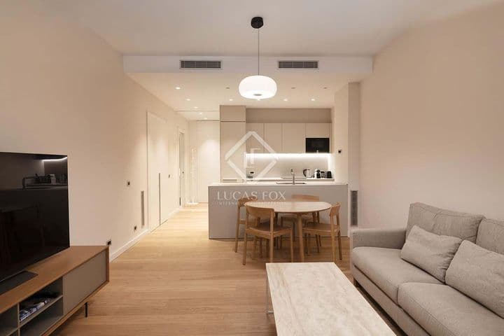 2 bedrooms apartment for rent in Barcelona, Spain - Image 6
