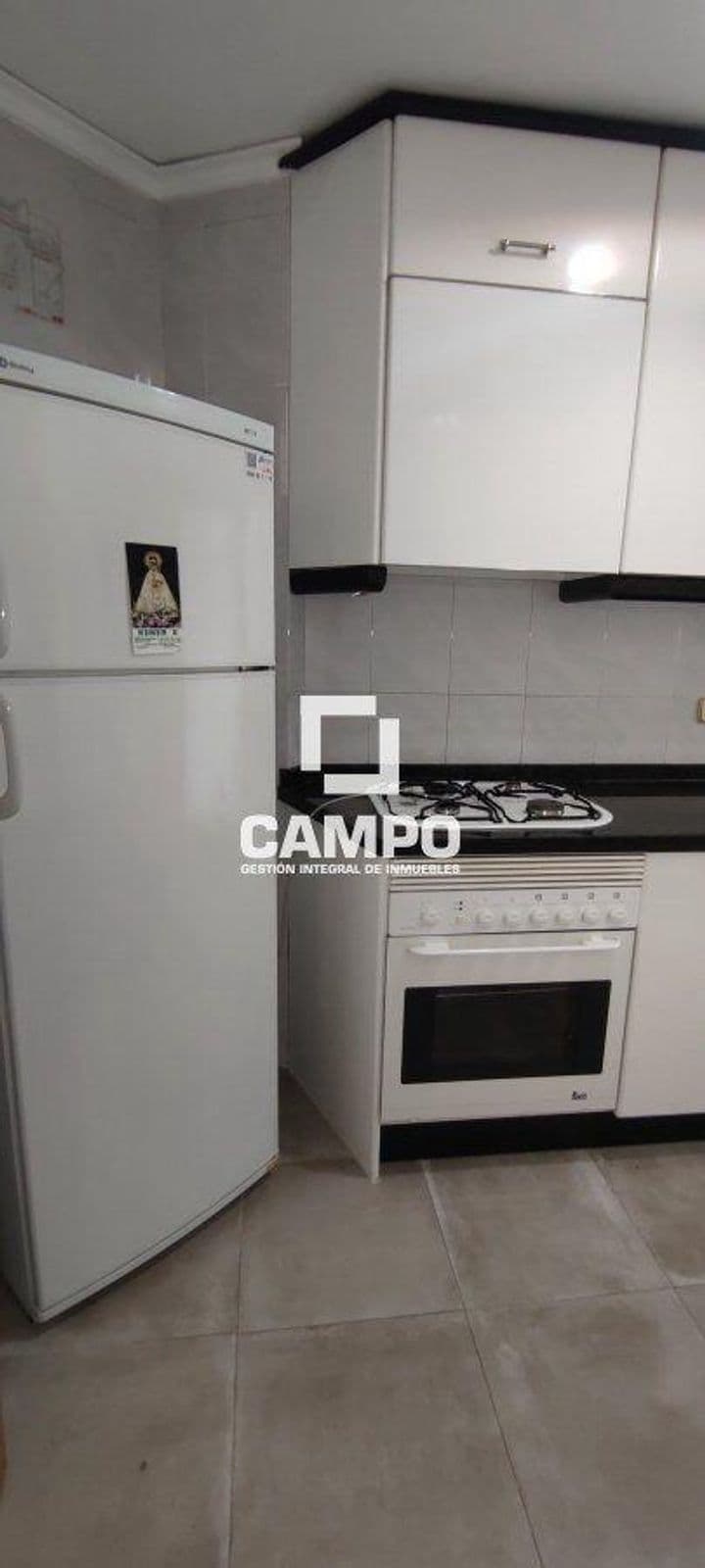 1 bedroom apartment for rent in Albacete, Spain - Image 11