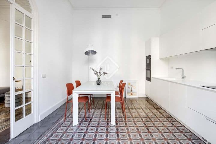 1 bedroom apartment for rent in Barcelona, Spain - Image 10