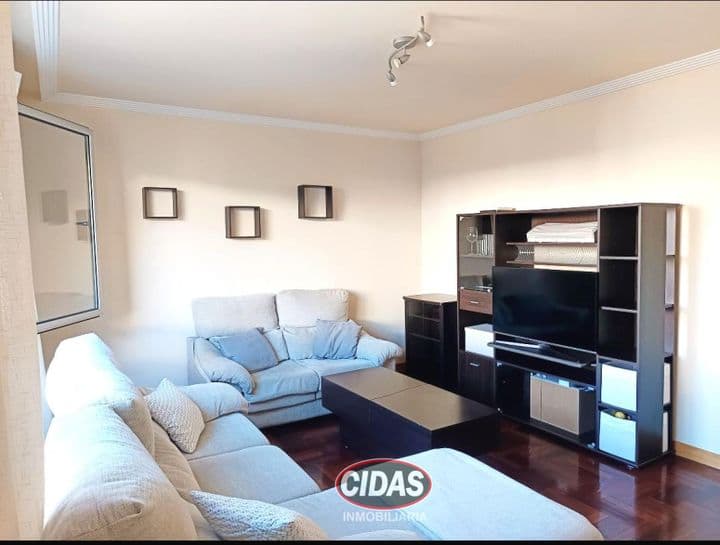 3 bedrooms apartment for rent in Oviedo, Spain - Image 5