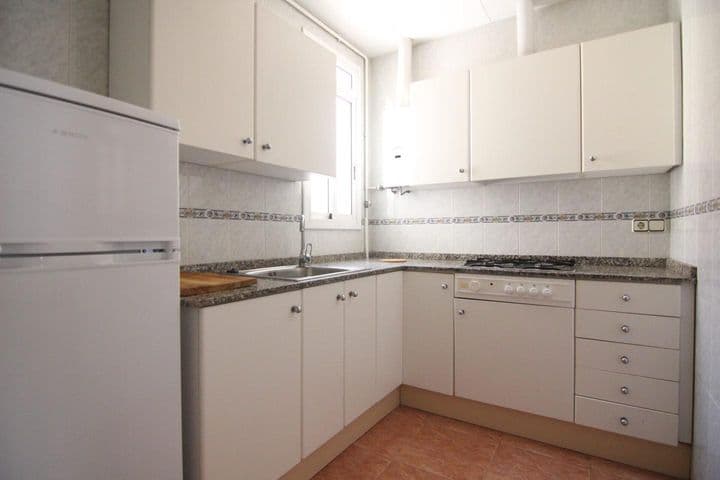 2 bedrooms apartment for rent in La Bordeta-Hostafrancs, Spain - Image 11