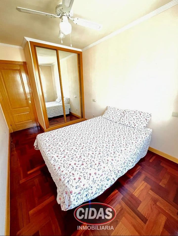 3 bedrooms apartment for rent in Oviedo, Spain - Image 11