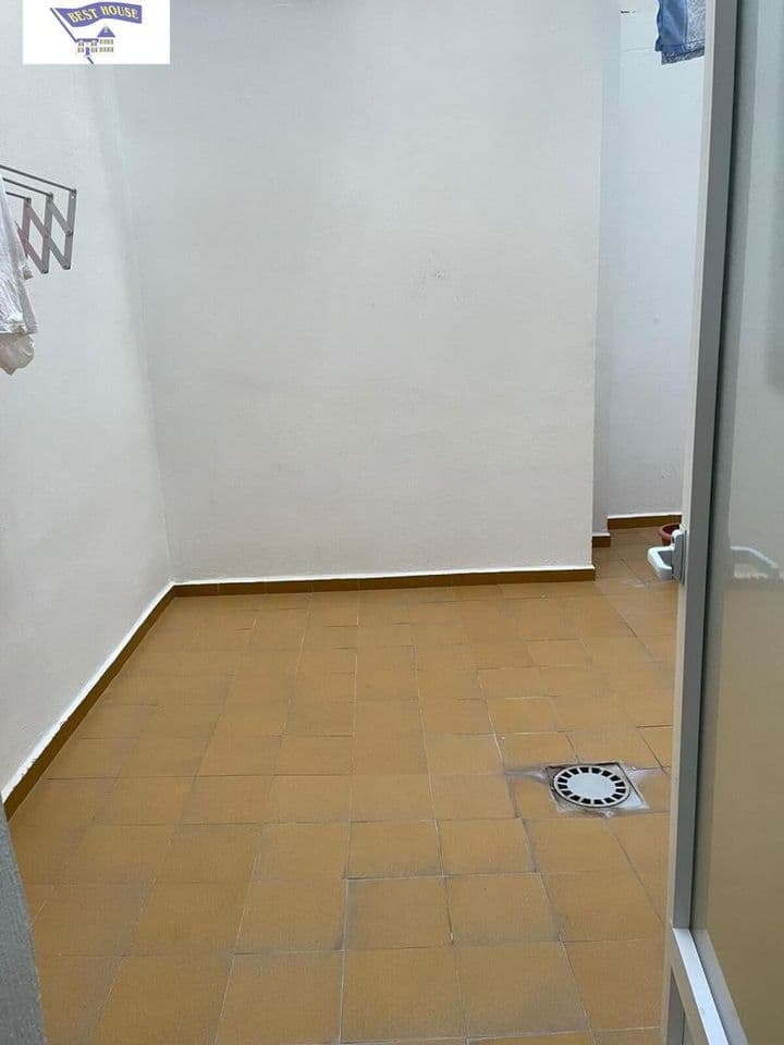 2 bedrooms apartment for rent in Albacete, Spain - Image 12