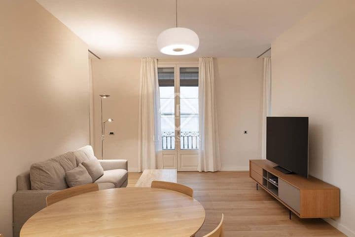 2 bedrooms apartment for rent in Barcelona, Spain - Image 8