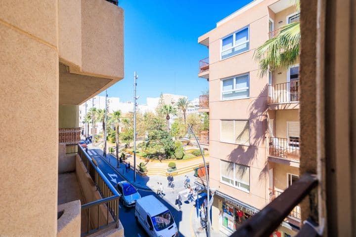 2 bedrooms apartment for rent in Centro - Muelle Pesquero, Spain - Image 6