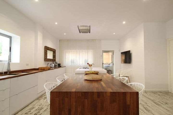 4 bedrooms house for sale in Estepona, Spain - Image 3