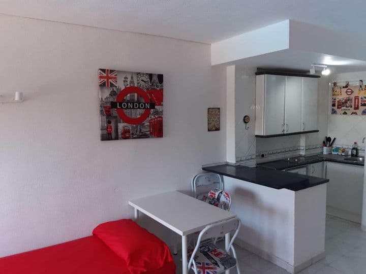 Apartment for rent in Parque de la Paloma, Spain - Image 8