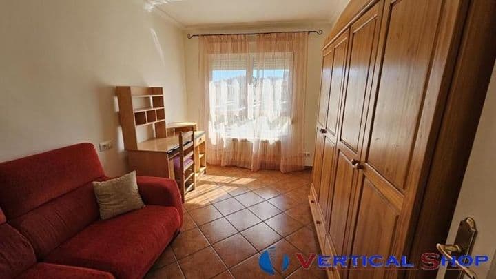 4 bedrooms apartment for rent in Albacete, Spain - Image 9