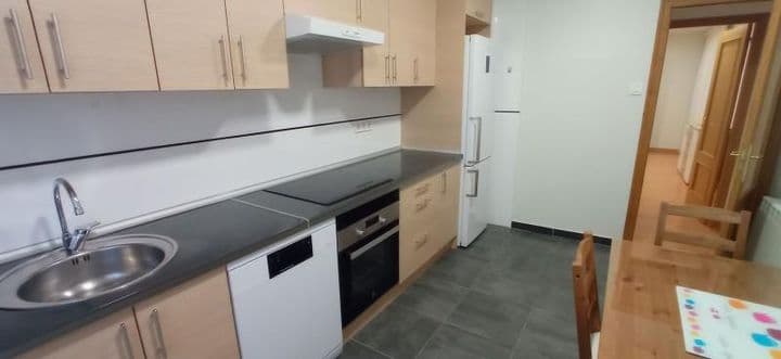 3 bedrooms apartment for rent in Gijon, Spain - Image 4