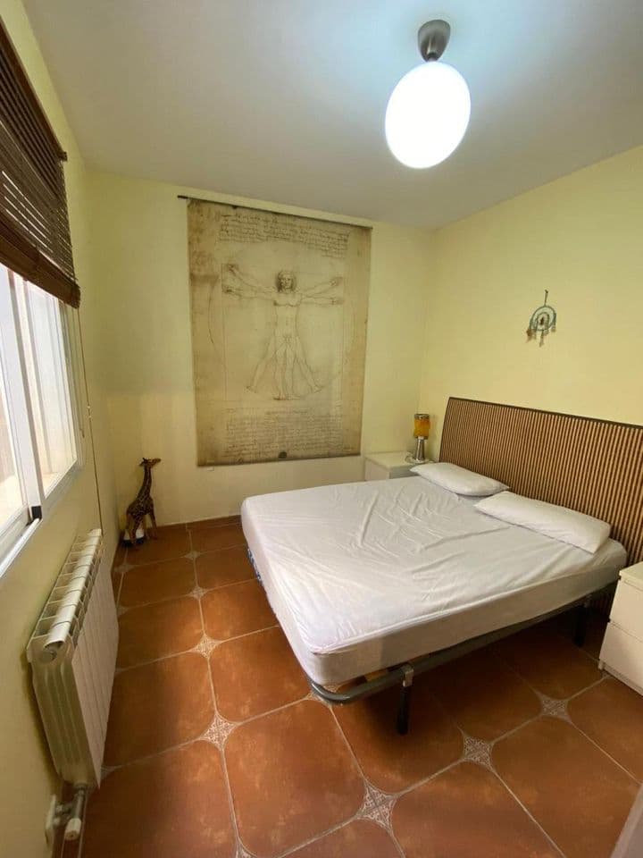 2 bedrooms apartment for rent in Vega de Granada, Spain - Image 9