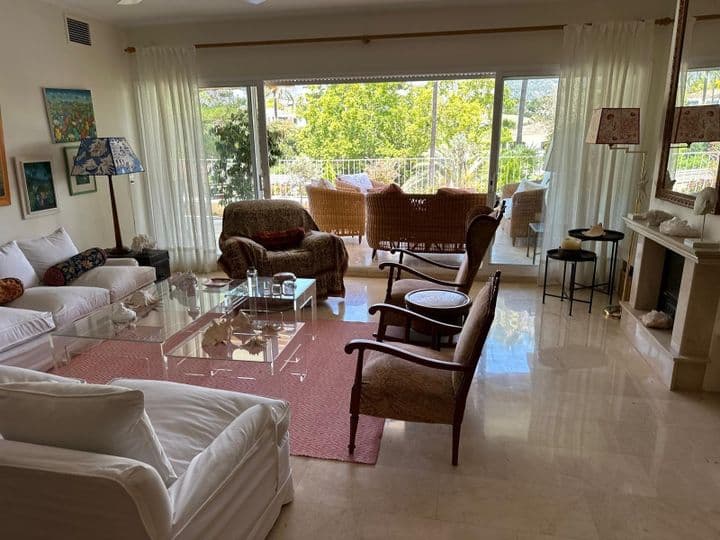 3 bedrooms apartment for rent in Marbella, Spain - Image 2