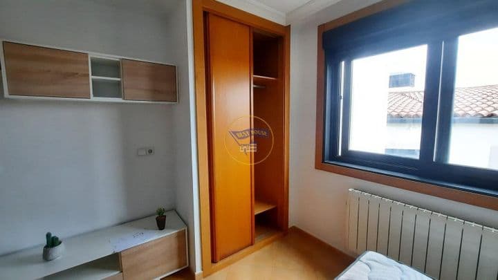 1 bedroom apartment for sale in Vigo, Spain - Image 3