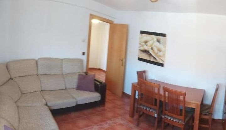 3 bedrooms apartment for rent in Zaragoza, Spain - Image 3