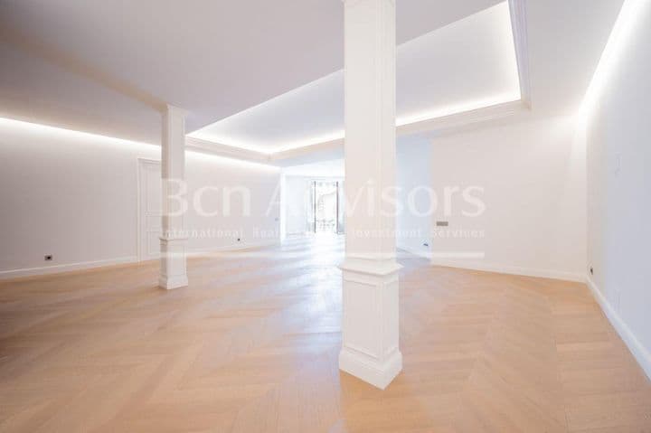 4 bedrooms apartment for sale in Ciutat Vella, Spain - Image 3