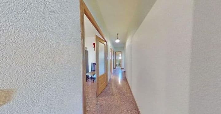 4 bedrooms apartment for rent in Albacete, Spain - Image 12