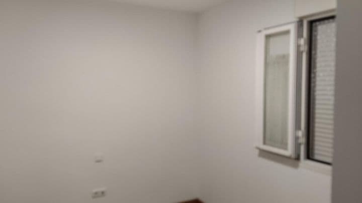 2 bedrooms apartment for rent in Centro quarter, Spain - Image 11