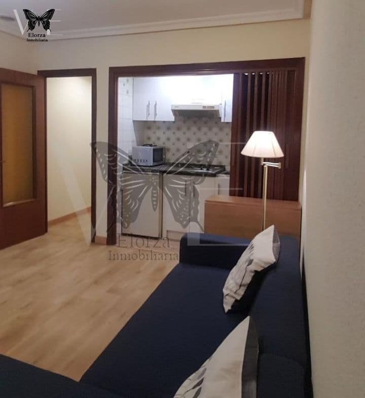 1 bedroom apartment for rent in Oviedo, Spain - Image 9