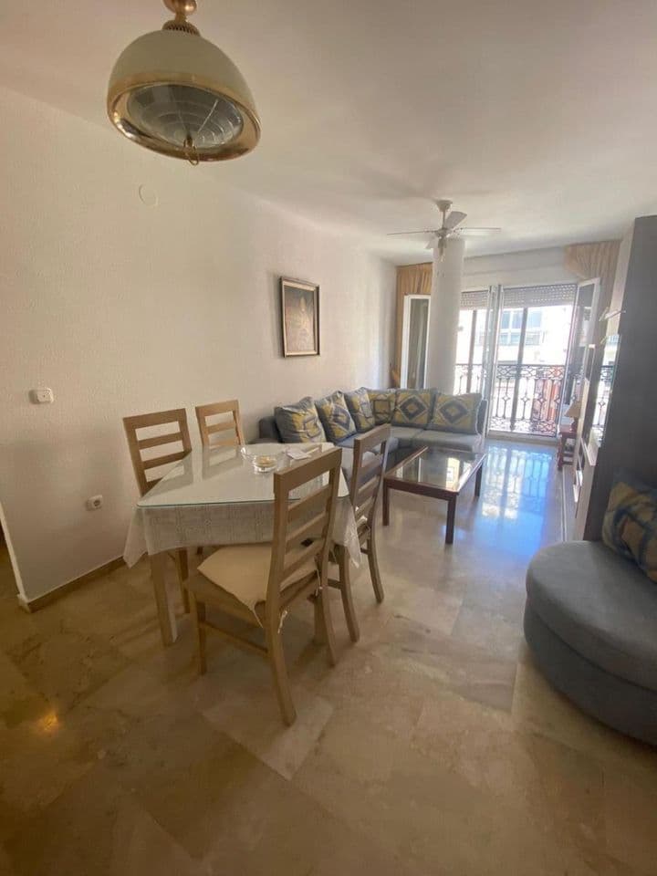 2 bedrooms apartment for rent in Camino de Ronda, Spain - Image 8