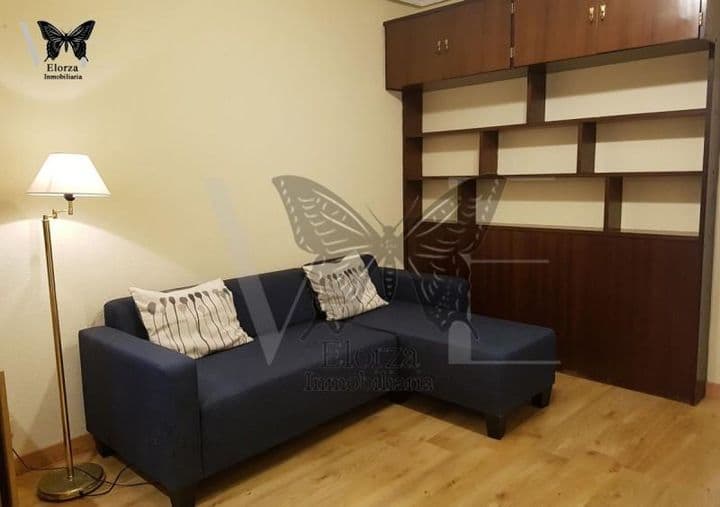 1 bedroom apartment for rent in Oviedo, Spain - Image 5