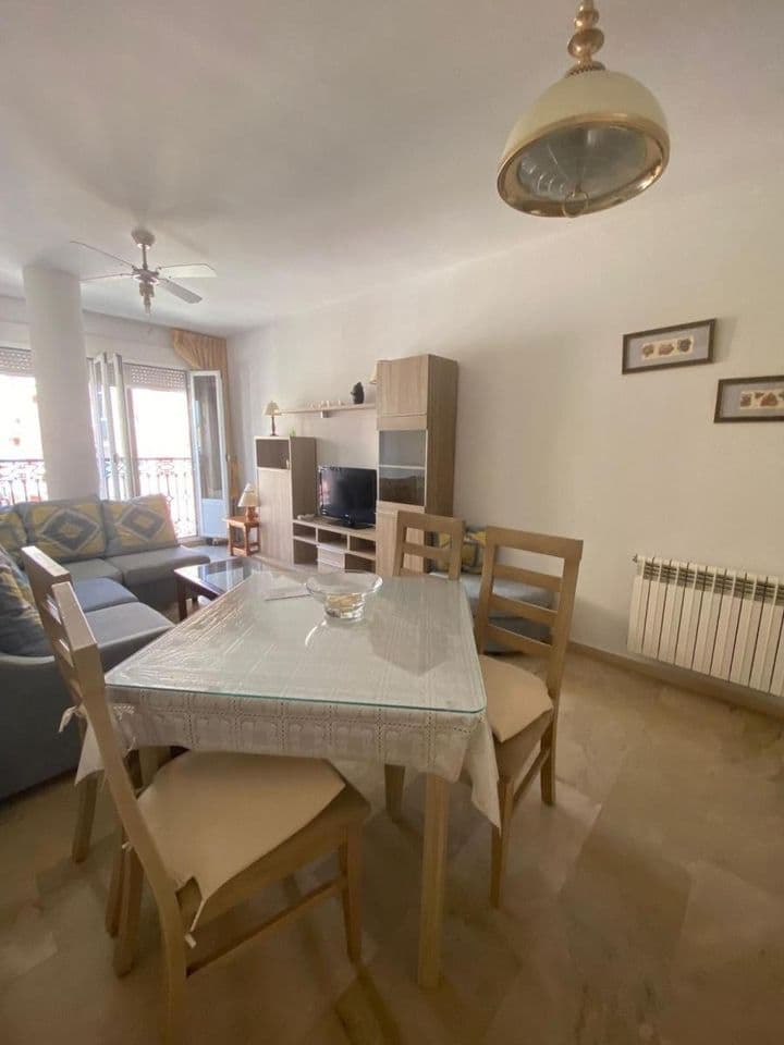 2 bedrooms apartment for rent in Camino de Ronda, Spain - Image 11