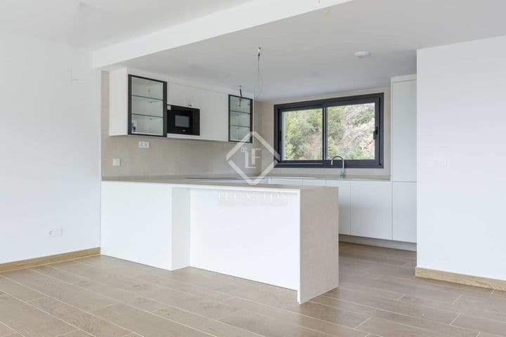 4 bedrooms apartment for rent in Sagunto, Spain - Image 9