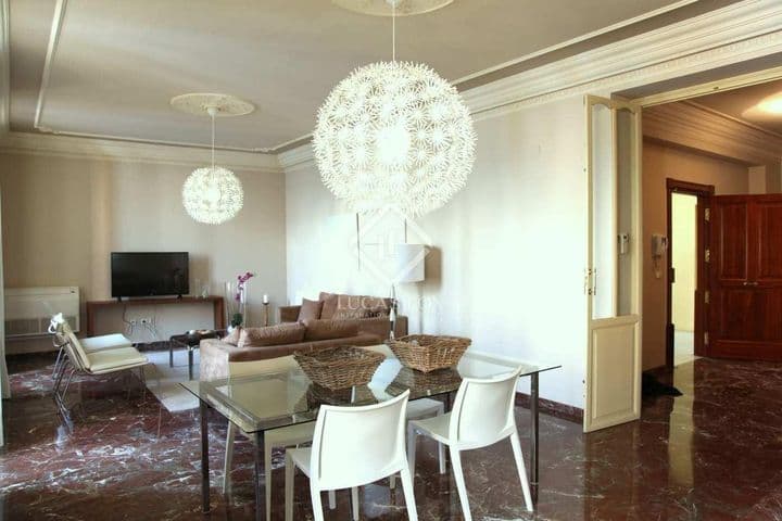 4 bedrooms apartment for rent in Valencia, Spain - Image 6