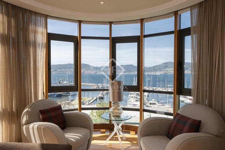 4 bedrooms apartment for rent in Vigo, Spain - Image 2