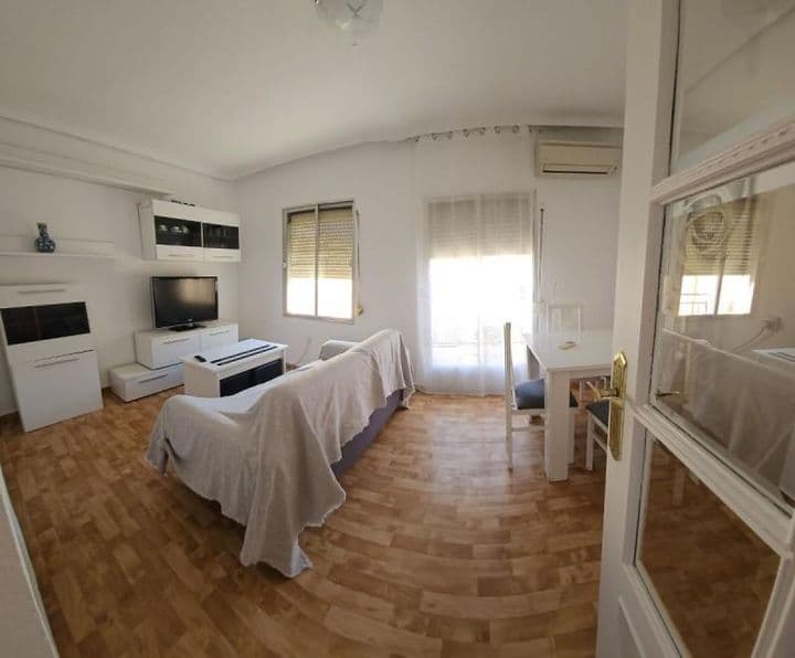 2 bedrooms apartment for rent in Albacete, Spain - Image 6