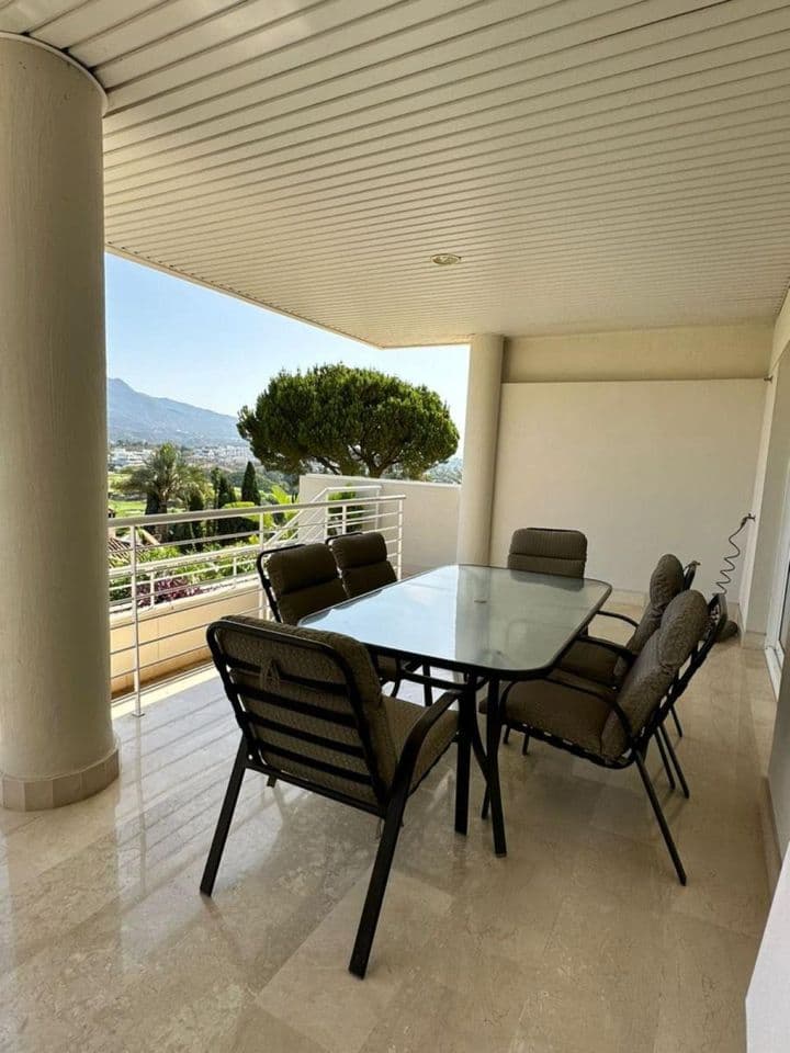 3 bedrooms apartment for rent in Nueva Andalucia, Spain - Image 10