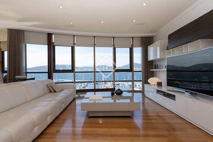 4 bedrooms apartment for rent in Vigo, Spain - Image 8