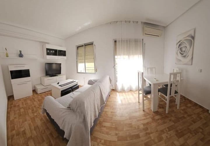 2 bedrooms apartment for rent in Albacete, Spain - Image 7