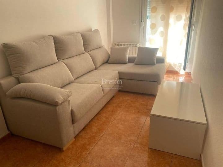 2 bedrooms apartment for rent in Universidad, Spain - Image 3