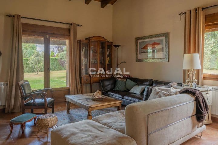 4 bedrooms house for sale in Segovia, Spain - Image 2