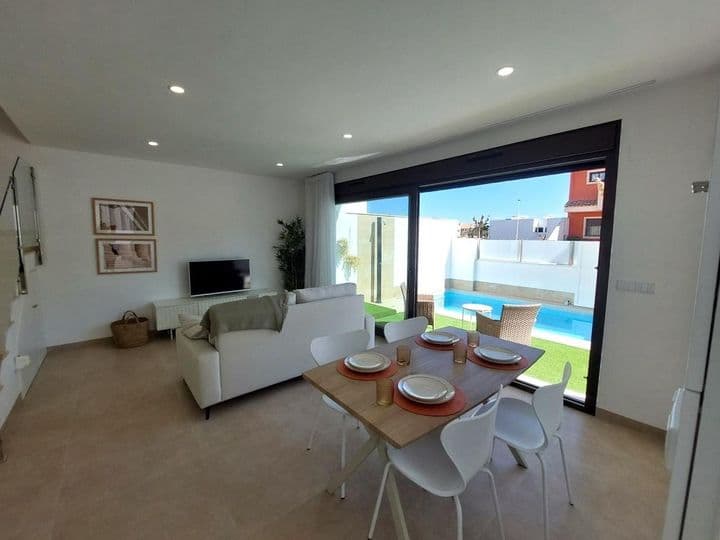 3 bedrooms house for sale in San Pedro del Pinatar, Spain - Image 2