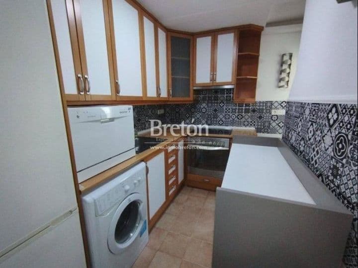 2 bedrooms apartment for rent in Zaragoza, Spain - Image 7