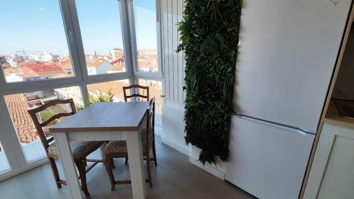 2 bedrooms apartment for rent in Leon, Spain - Image 6