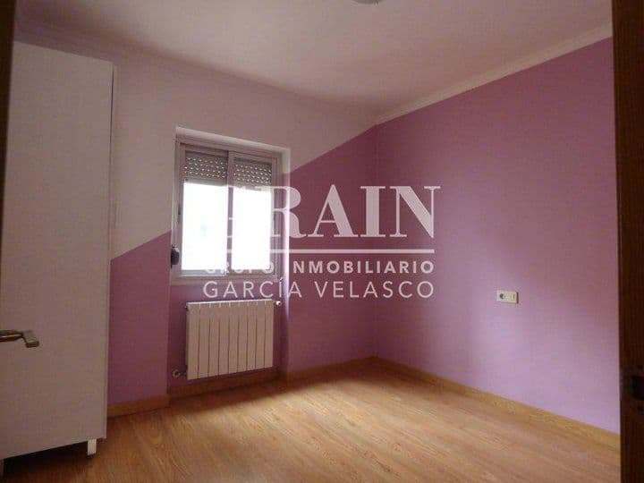 3 bedrooms apartment for rent in Albacete, Spain - Image 10