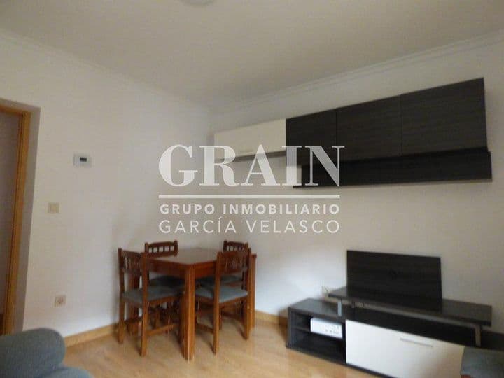 3 bedrooms apartment for rent in Albacete, Spain - Image 5